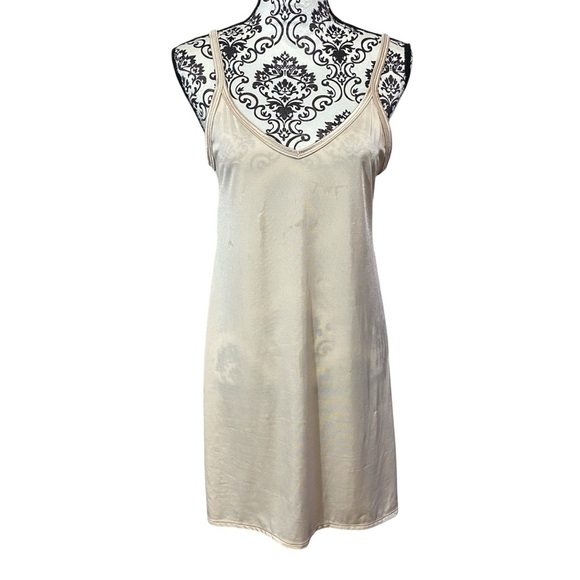 Vanity Fair Vintage Beige Slip Sz-18 - Picture 1 of 4